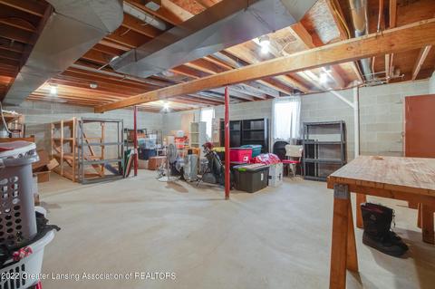 15832 Brook Rd, Lansing, MI 48906 photo 32