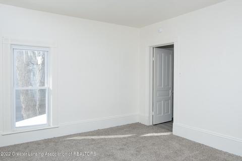 433 E Main St, Owosso, MI 48867 photo 19