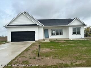 1607 Danleigh Ct, Saint Johns, MI 48879