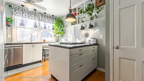700 Edison Ave, Lansing, MI 48910 photo 9