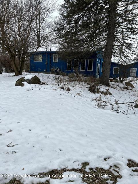 13552 Vine St, Bath, MI 48808 photo 4
