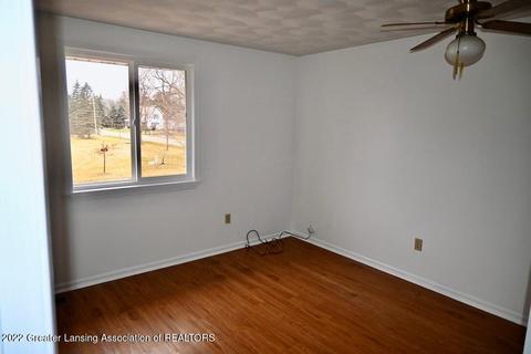 345 Nutmeg Dr, Dimondale, MI 48821 photo 23