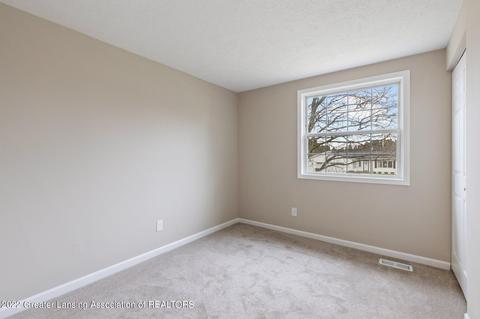 6704 Ruby Glass Rd, Lansing, MI 48917 photo 9