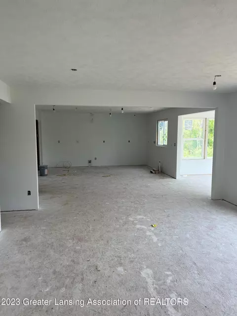 11855 Kalamata Dr, Dewitt, MI 48820 photo 5