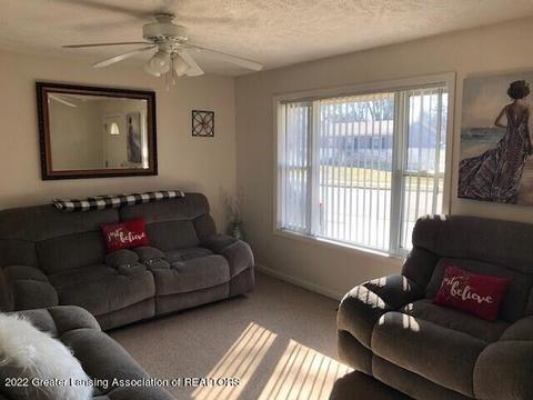 3938 Windemere Dr, Lansing, MI 48911 photo 3