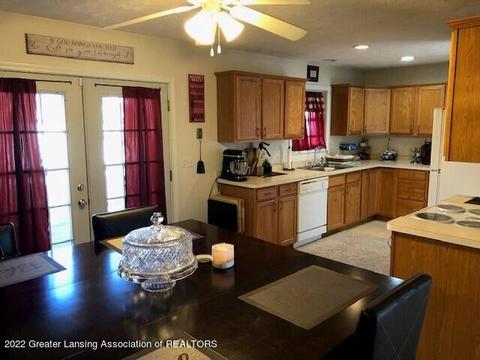 3938 Windemere Dr, Lansing, MI 48911 photo 7
