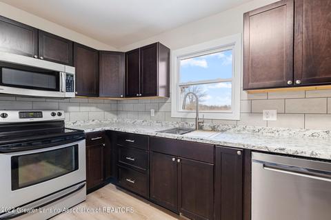 1490 W Webb Rd, Dewitt, MI 48820 photo 9