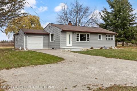 1490 W Webb Rd, Dewitt, MI 48820 photo 2