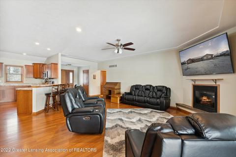 7855 W Howe Rd, Dewitt, MI 48820 photo 8