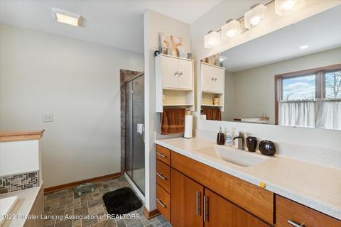 7855 W Howe Rd, Dewitt, MI 48820 photo 18