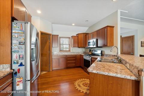 7855 W Howe Rd, Dewitt, MI 48820 photo 11