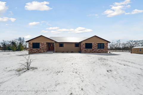 7855 W Howe Rd, Dewitt, MI 48820 photo 1