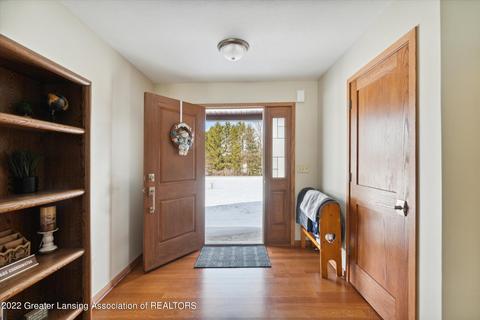 7855 W Howe Rd, Dewitt, MI 48820 photo 5