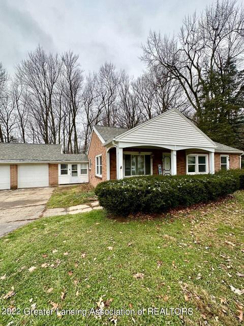1101 Maycroft Rd, Lansing, MI 48917 photo 1