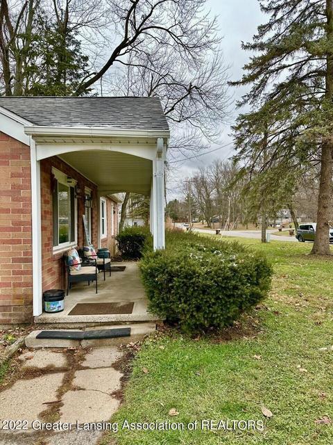 1101 Maycroft Rd, Lansing, MI 48917 photo 6