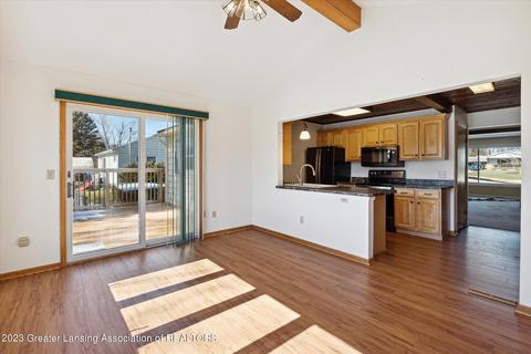 1355 W Webb Rd, Dewitt, MI 48820 photo 5