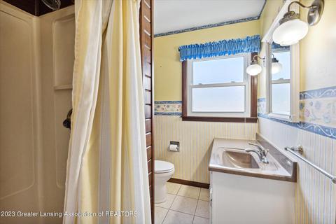 1355 W Webb Rd, Dewitt, MI 48820 photo 9
