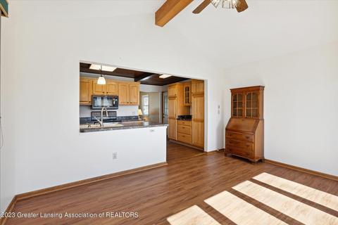 1355 W Webb Rd, Dewitt, MI 48820 photo 6