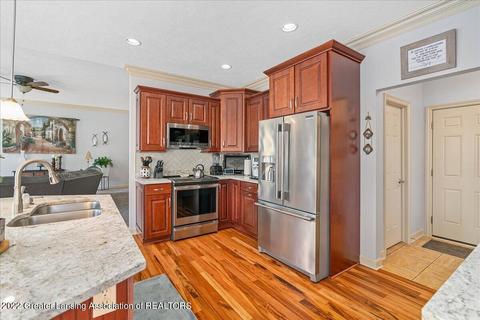 13241 Watercrest Dr, Dewitt, MI 48820 photo 15