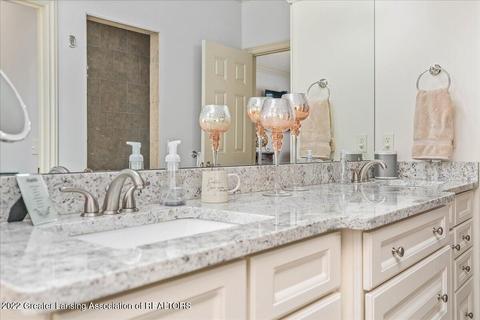 13241 Watercrest Dr, Dewitt, MI 48820 photo 34