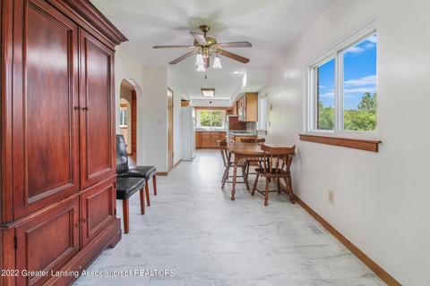 3065 E State Rd, Lansing, MI 48906 photo 5