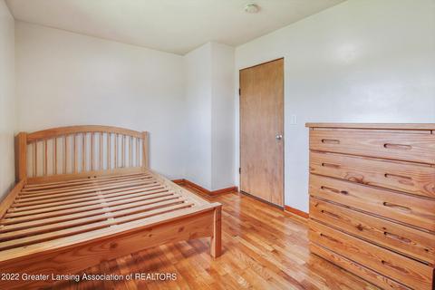 3065 E State Rd, Lansing, MI 48906 photo 9
