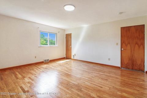 3065 E State Rd, Lansing, MI 48906 photo 10