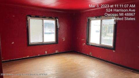 524 Harrison Ave, Owosso, MI 48867 photo 3