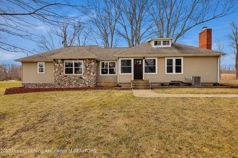 5766 S Ainger Rd, Olivet, MI 49076