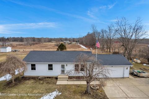 7002 Oneida Rd, Charlotte, MI 48813 photo 1