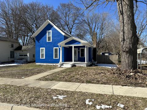 327 N Sheldon St, Charlotte, MI 48813