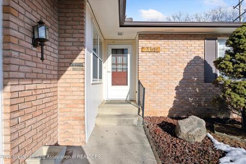 2455 Glengarry Rd, Jackson, MI 49203 photo 4