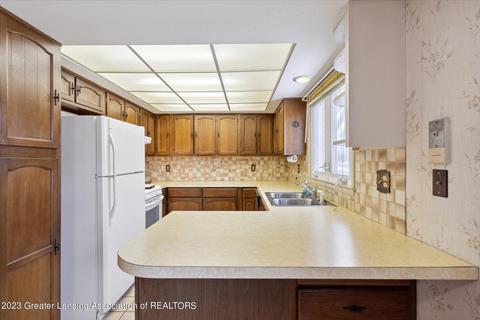 2455 Glengarry Rd, Jackson, MI 49203 photo 15