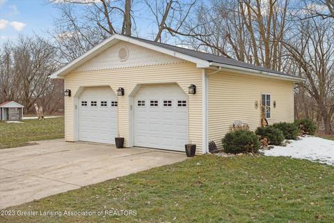 3290 E Howe Rd, Dewitt, MI 48820 photo 4