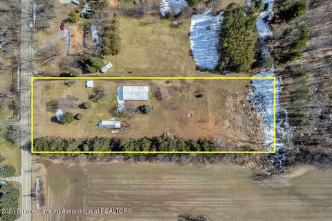 1270 E Howe Rd, Dewitt, MI 48820 photo 1