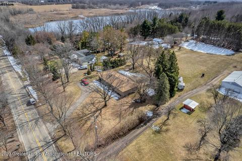 1270 E Howe Rd, Dewitt, MI 48820 photo 5