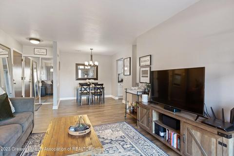 1747 Maple Rdg #13, Haslett, MI 48840 photo 4