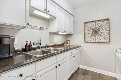 1747 Maple Rdg #13, Haslett, MI 48840 photo 6