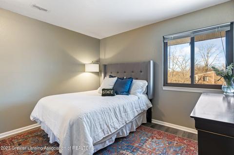 1747 Maple Rdg #13, Haslett, MI 48840 photo 14