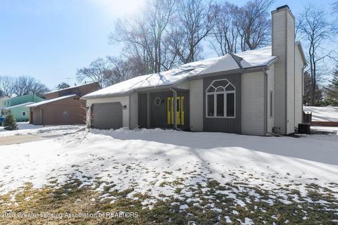 1311 Hatch Rd, Okemos, MI 48864 photo 3