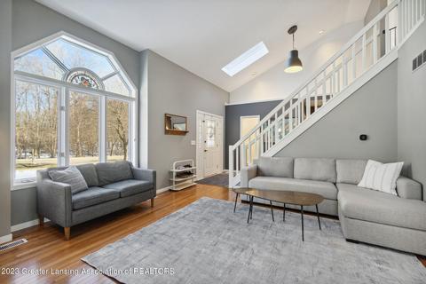 1311 Hatch Rd, Okemos, MI 48864 photo 8