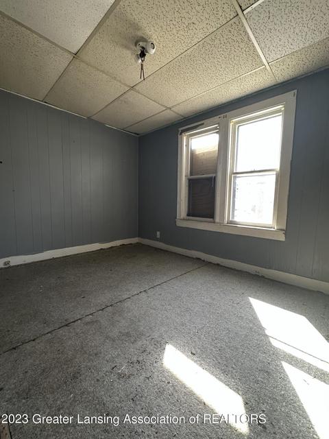 219 E Hazel St, Lansing, MI 48910 photo 3