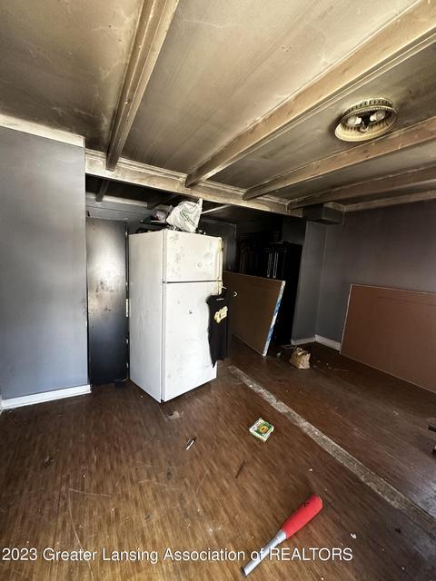 219 E Hazel St, Lansing, MI 48910 photo 4