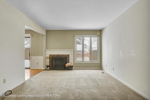 924 Grenoble Dr #E, Lansing, MI 48917 photo 6