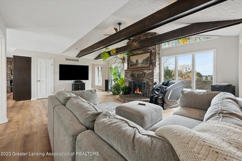 1135 E Alward Rd, Dewitt, MI 48820 photo 10