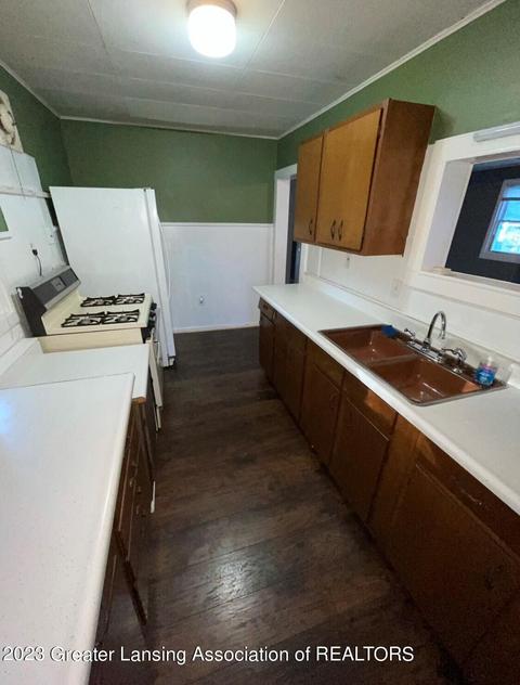 226 E Jackson St, Lansing, MI 48906 photo 4