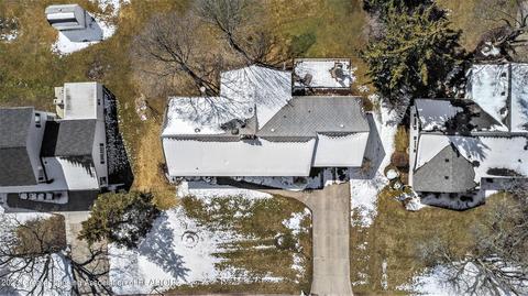 4123 Barton Rd, Lansing, MI 48917 photo 29
