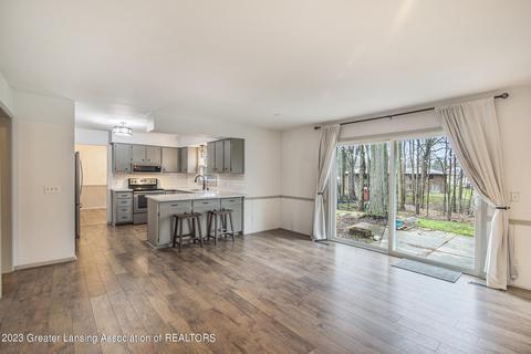 3711 Springbrook Ln, Lansing, MI 48917 photo 14