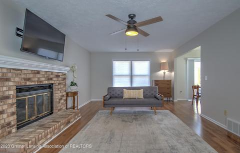 504 W Geneva Dr, Dewitt, MI 48820 photo 14