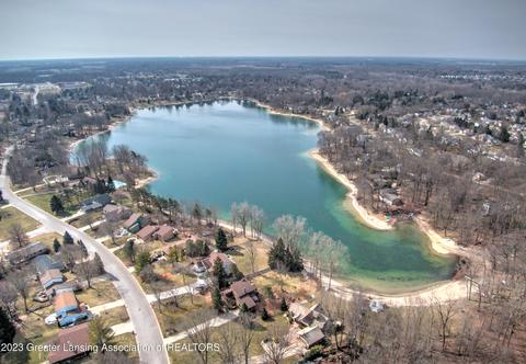 504 W Geneva Dr, Dewitt, MI 48820 photo 9